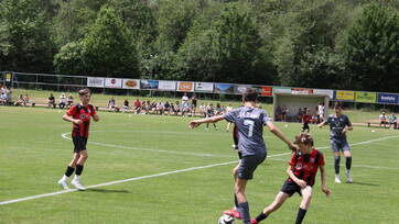 U13 gewinnt mit 4:3